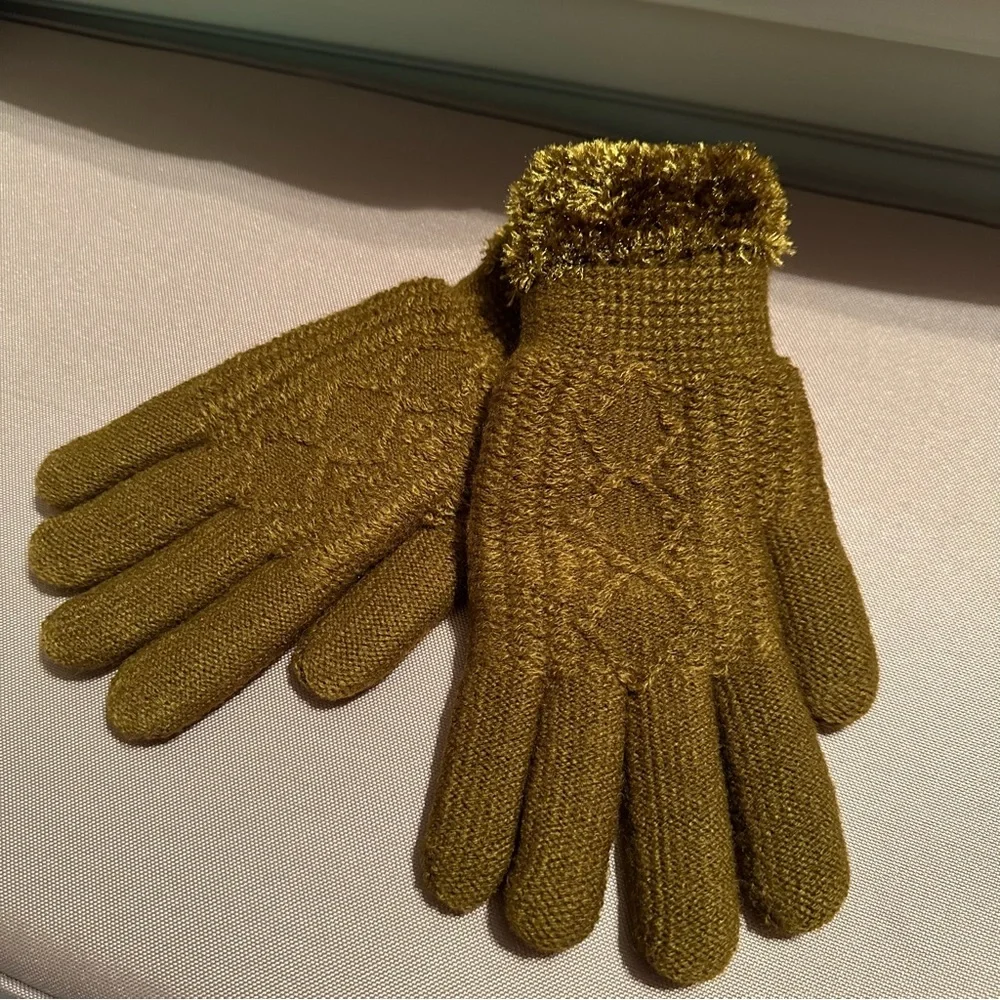 🆕 Trulfit Knit Brown Gloves One Size NWT